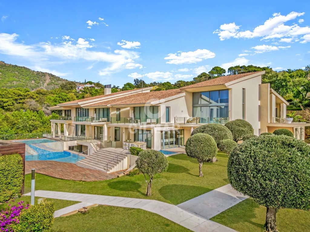 9 soveværelse Villa til salg i La Zagaleta med swimmingpool garage - € 10.500.000 (Ref: 9206044)