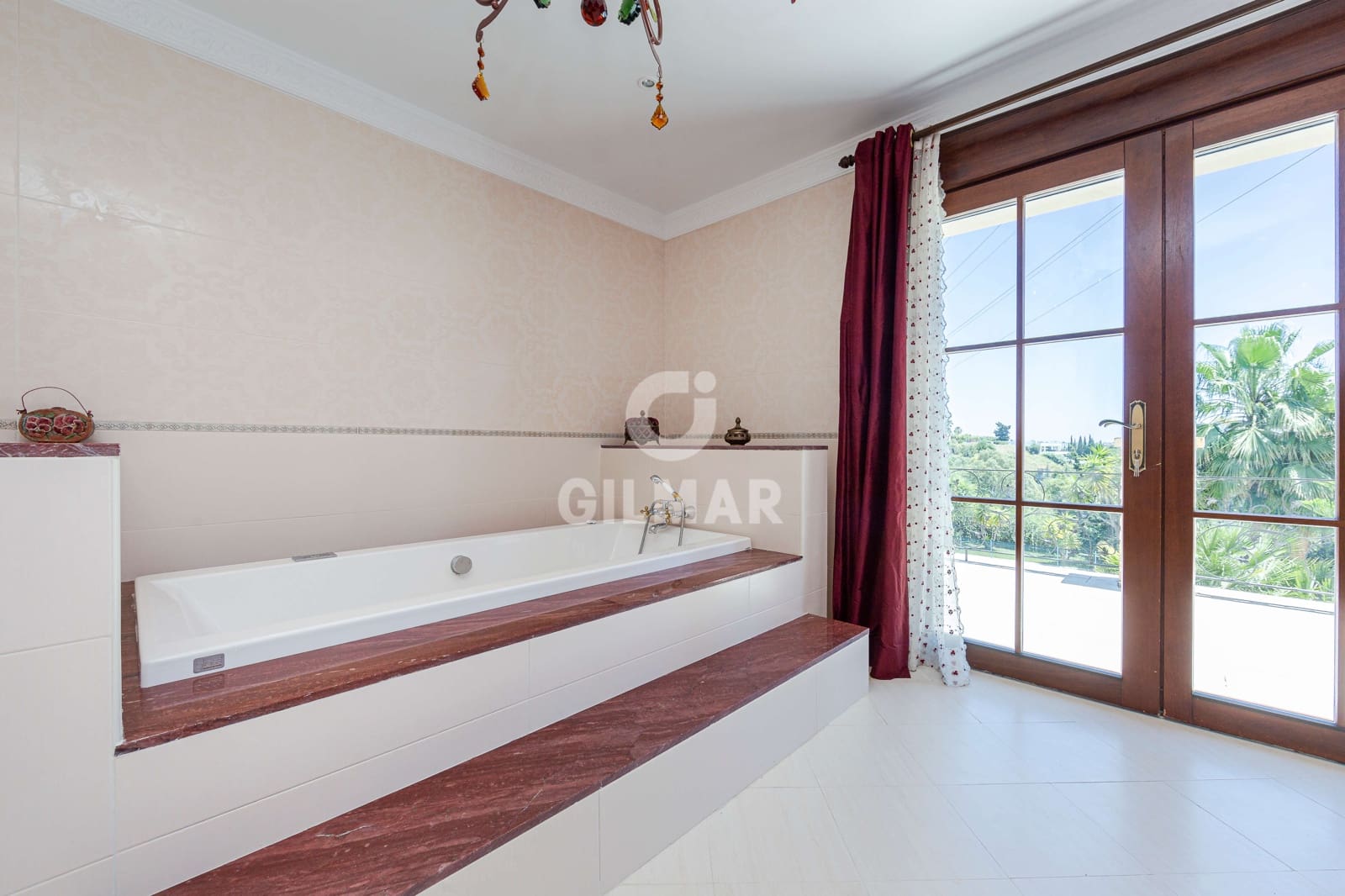 5 soveværelse Villa til salg i Benahavis med swimmingpool garage - € 1.700.000 (Ref: 9206045)