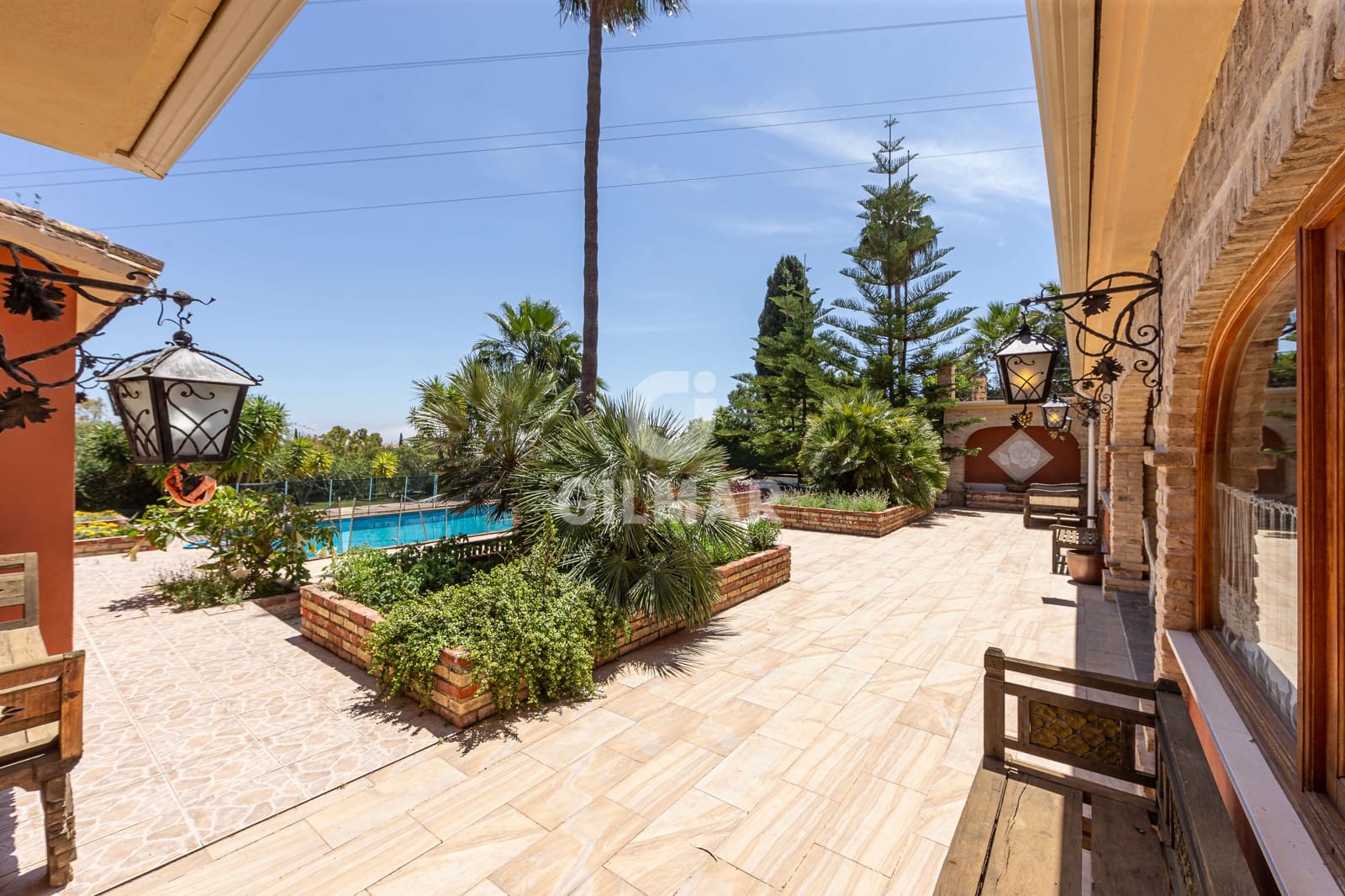 5 soveværelse Villa til salg i Benahavis med swimmingpool garage - € 1.700.000 (Ref: 9206045)