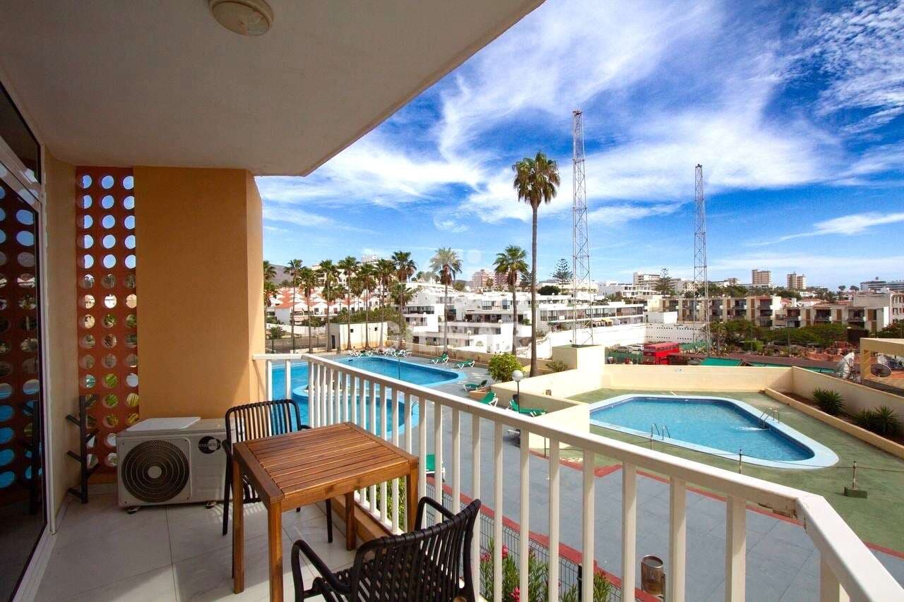 2 sypialnia Mieszkanie na sprzedaż w Playa de las Americas z basenem - 395 000 € (Ref: 9206047)