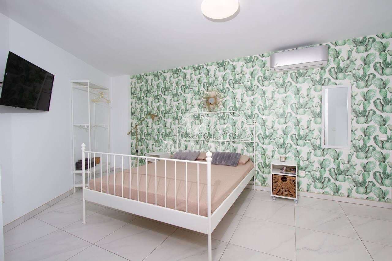 2 sypialnia Mieszkanie na sprzedaż w Playa de las Americas z basenem - 395 000 € (Ref: 9206047)