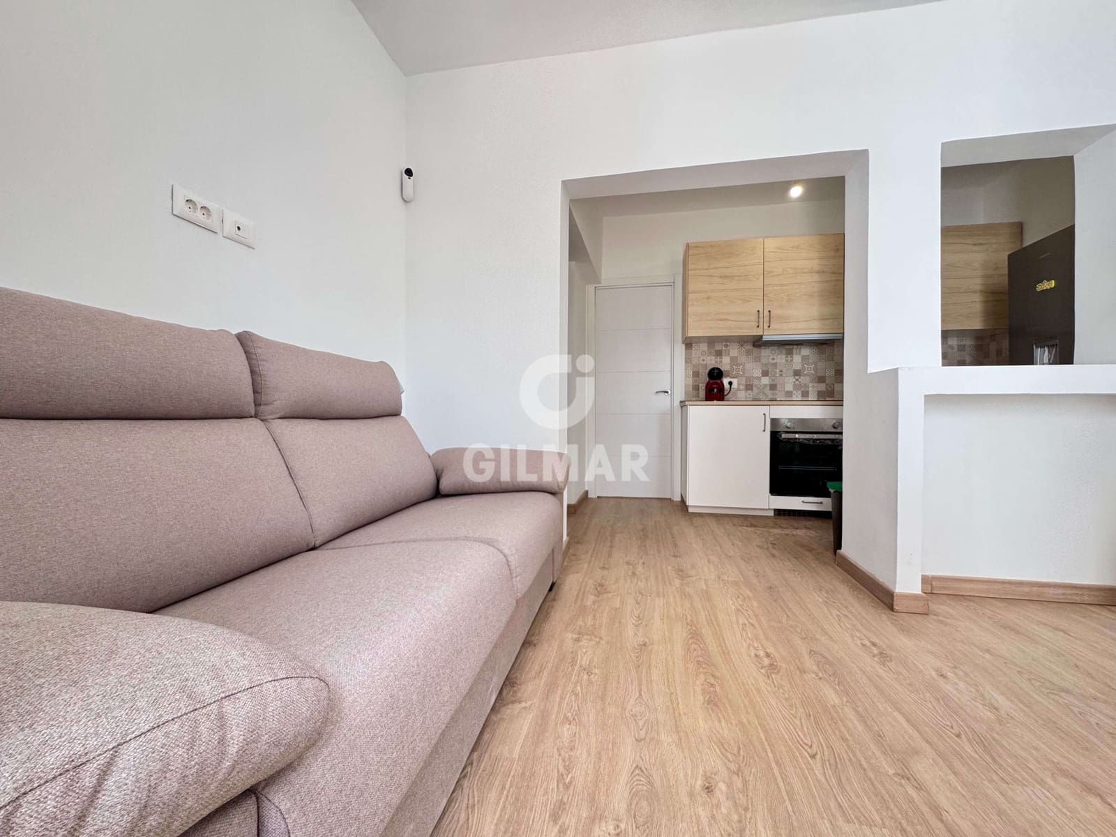 2 bedroom Flat for sale in Costa del Silencio with pool - € 210,000 (Ref: 9206050)