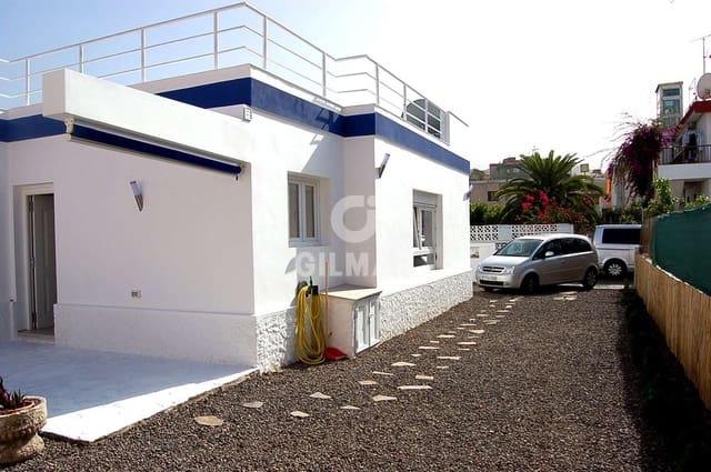 2 slaapkamer Villa te koop in Puerto de la Cruz met garage - € 580.000 (Ref: 9206053)
