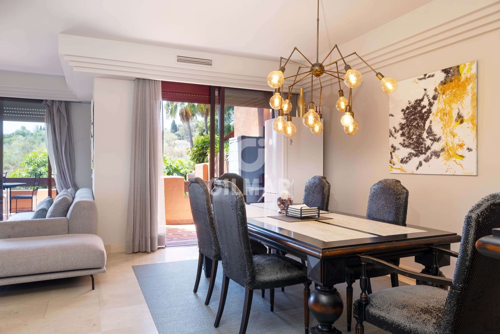 3 soverom Leilighet til salgs i Nueva Andalucia med svømmebasseng garasje - € 1 170 000 (Ref: 9206055)