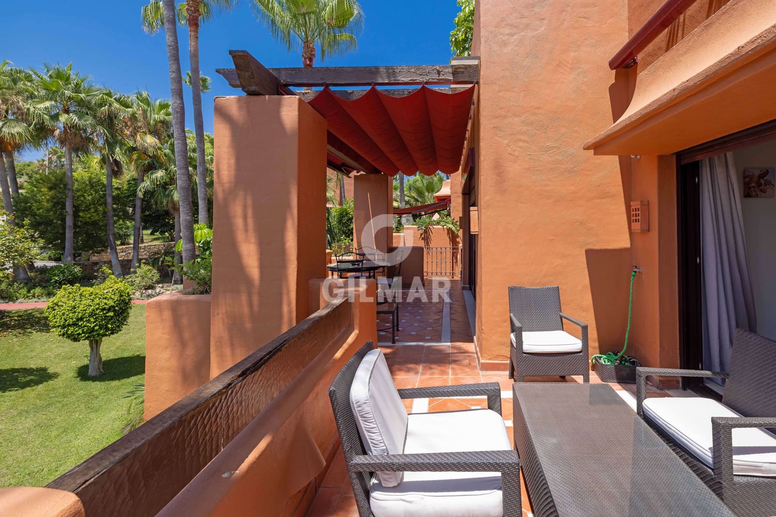 3 soverom Leilighet til salgs i Nueva Andalucia med svømmebasseng garasje - € 1 170 000 (Ref: 9206055)