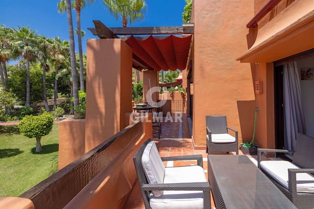 3 slaapkamer Flat te koop in La Dama de Noche - La Alzambra, Marbella met zwembad garage - € 1.170.000 (Ref: 9206055)