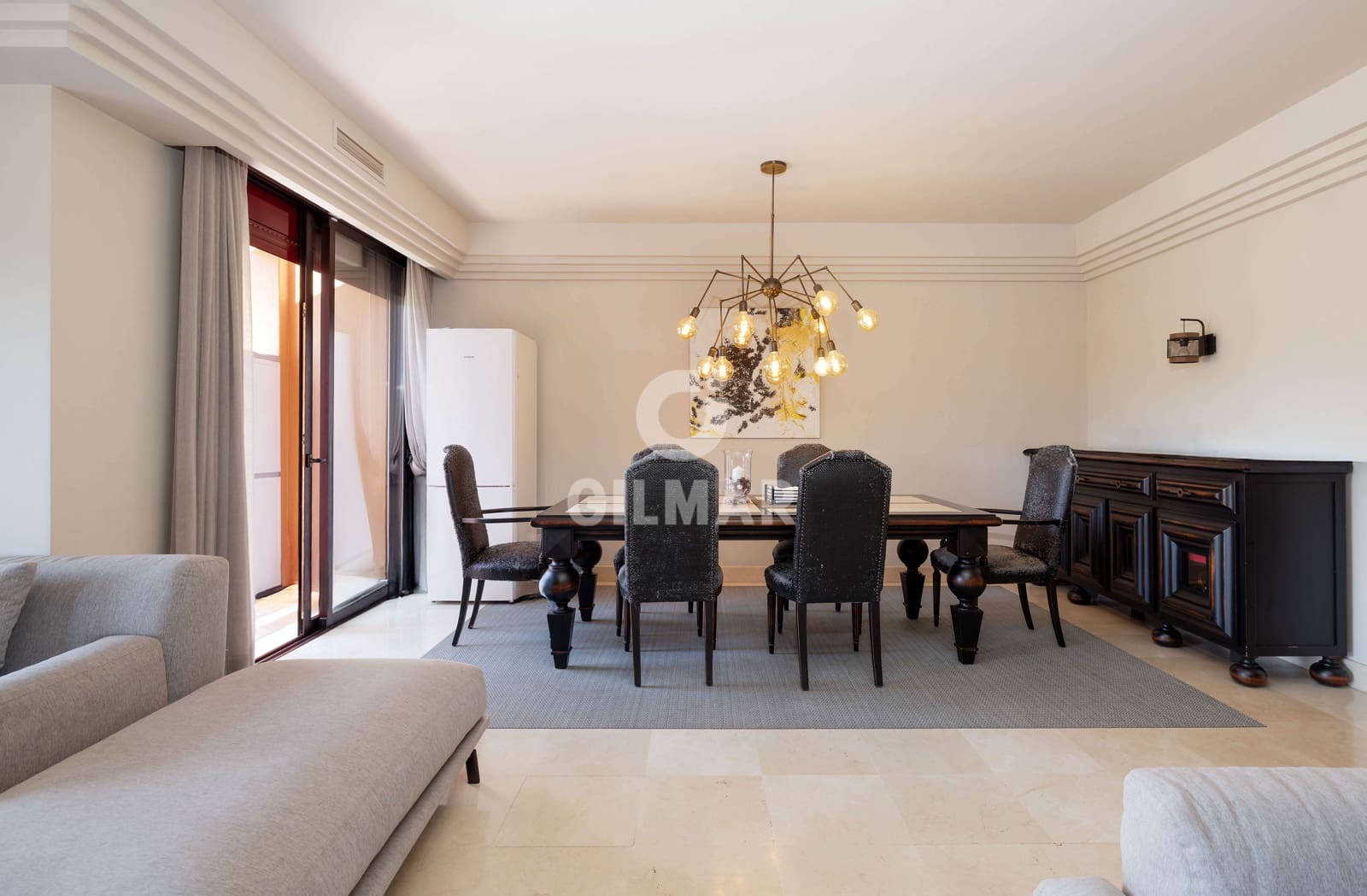 3 soverom Leilighet til salgs i Nueva Andalucia med svømmebasseng garasje - € 1 170 000 (Ref: 9206055)