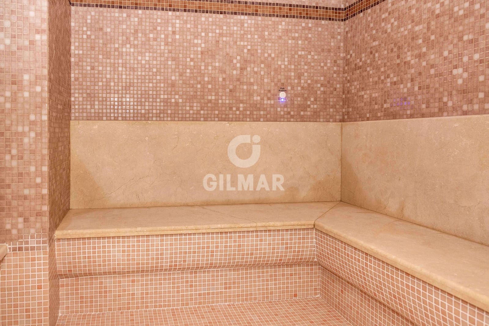 3 sypialnia Mieszkanie na sprzedaż w Puerto Banus z basenem garażem - 6 900 000 € (Ref: 9206058)