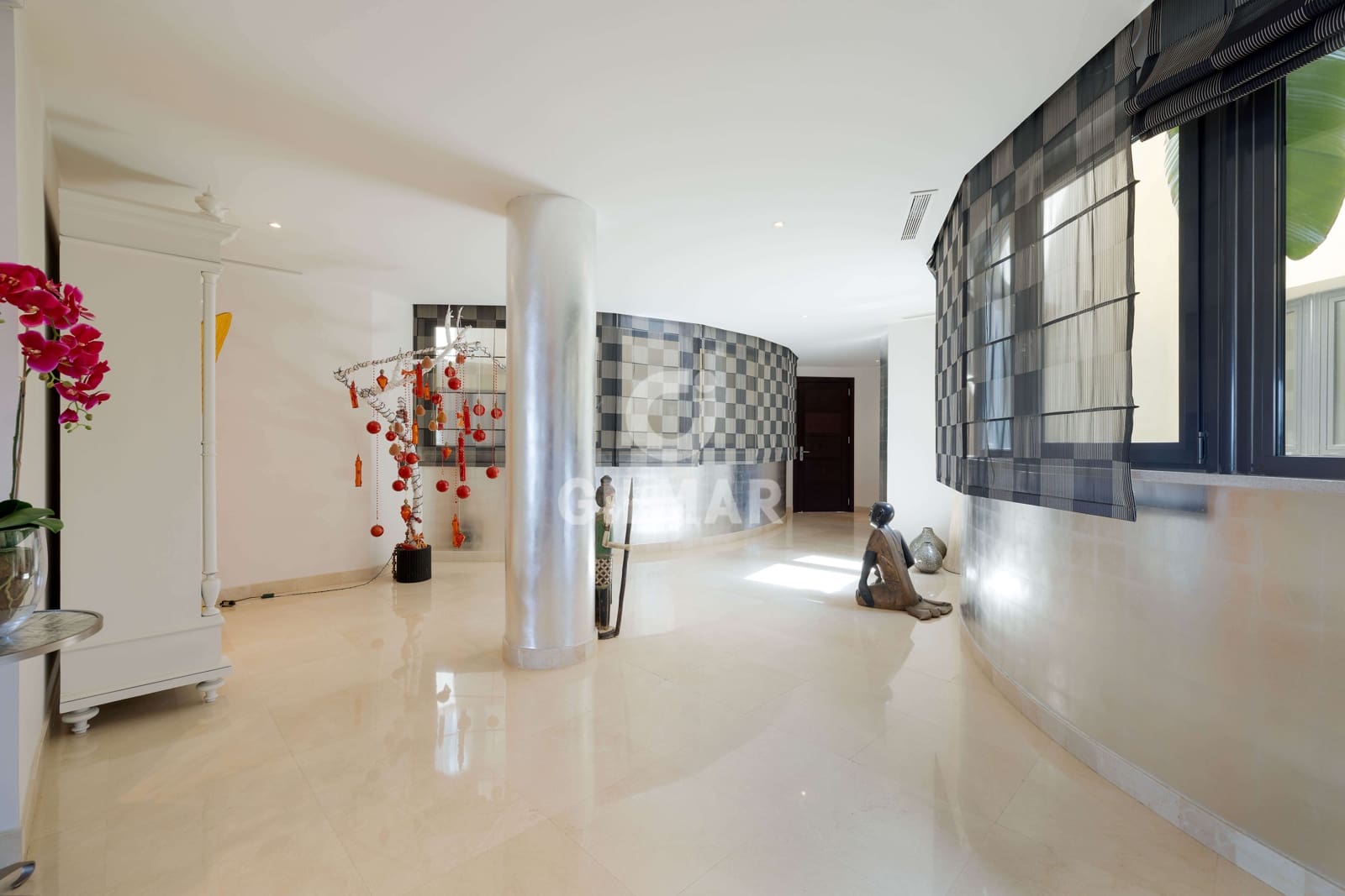 3 sypialnia Mieszkanie na sprzedaż w Puerto Banus z basenem garażem - 6 900 000 € (Ref: 9206058)