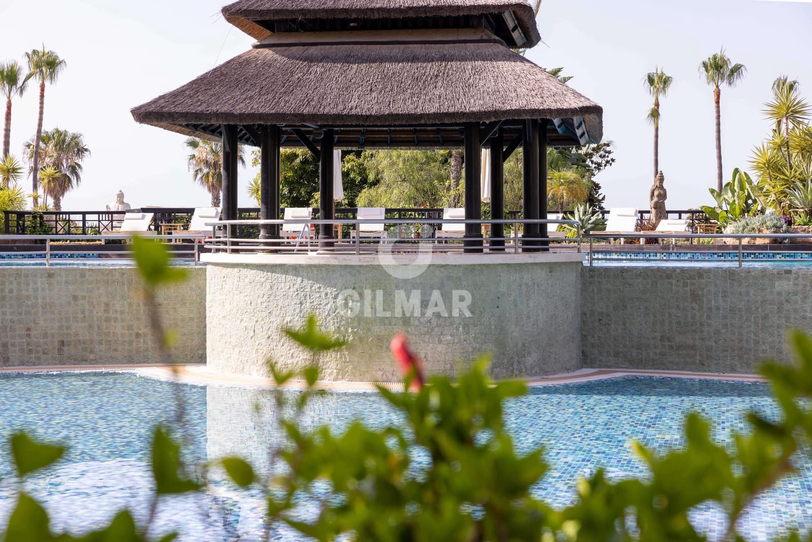 3 sypialnia Mieszkanie na sprzedaż w Puerto Banus z basenem garażem - 6 900 000 € (Ref: 9206058)