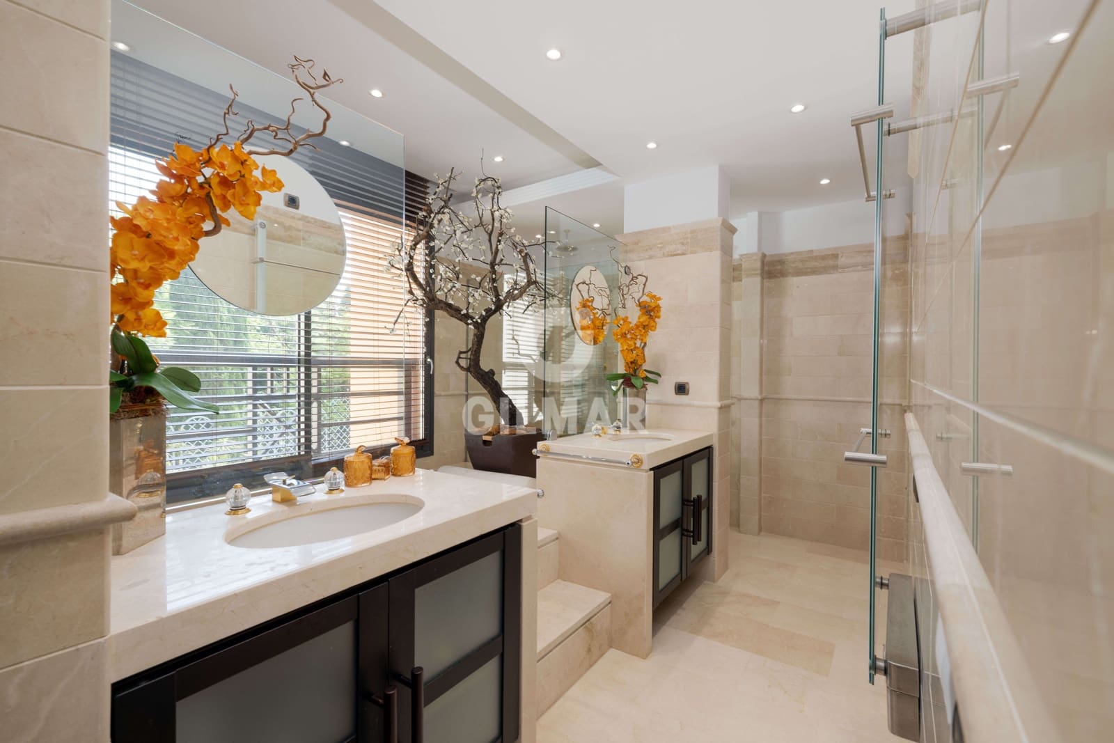 3 sypialnia Mieszkanie na sprzedaż w Puerto Banus z basenem garażem - 6 900 000 € (Ref: 9206058)