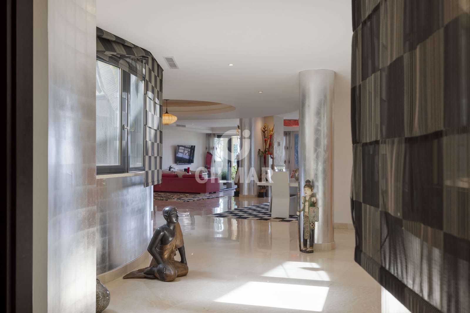 3 sypialnia Mieszkanie na sprzedaż w Puerto Banus z basenem garażem - 6 900 000 € (Ref: 9206058)