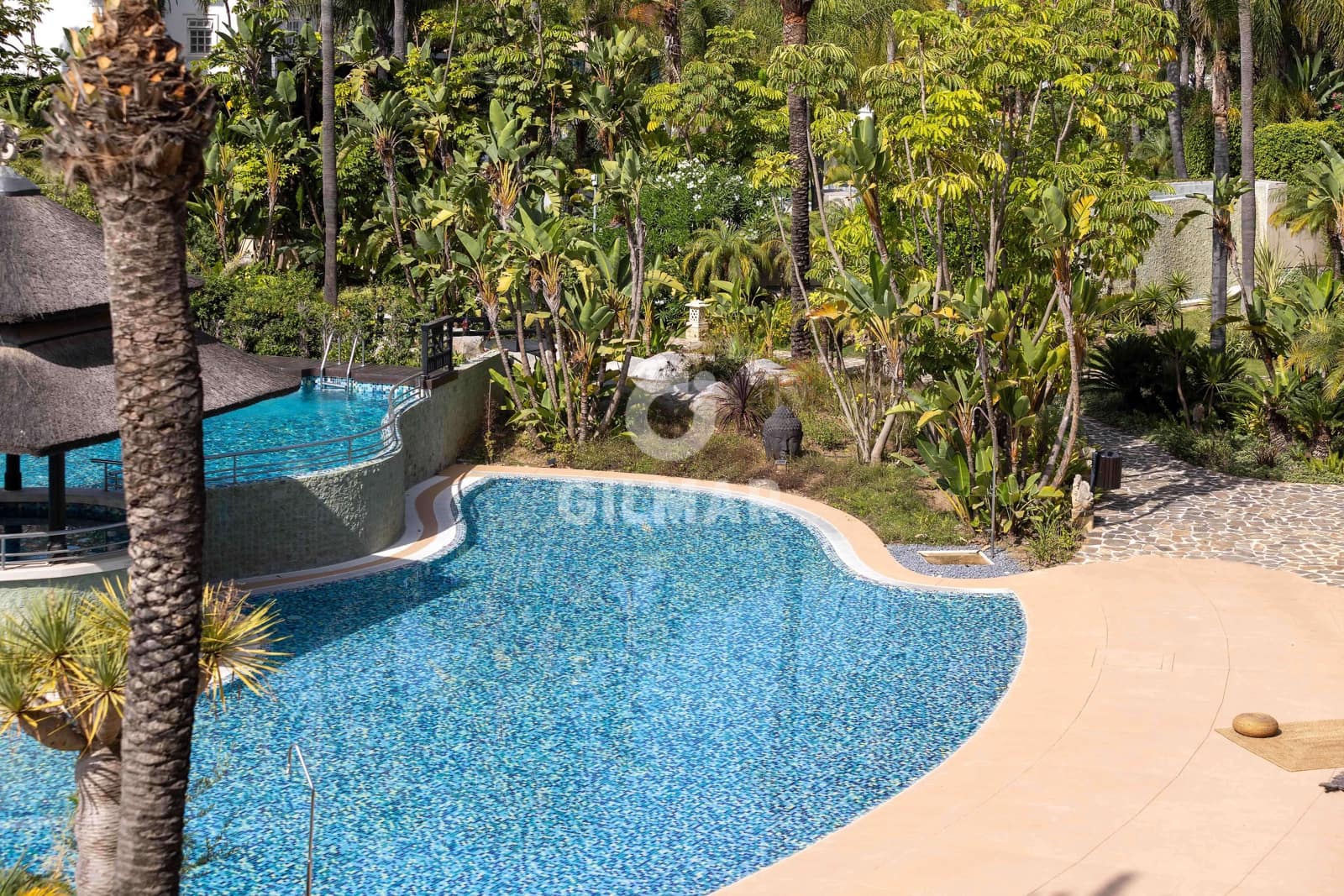 3 sypialnia Mieszkanie na sprzedaż w Puerto Banus z basenem garażem - 6 900 000 € (Ref: 9206058)