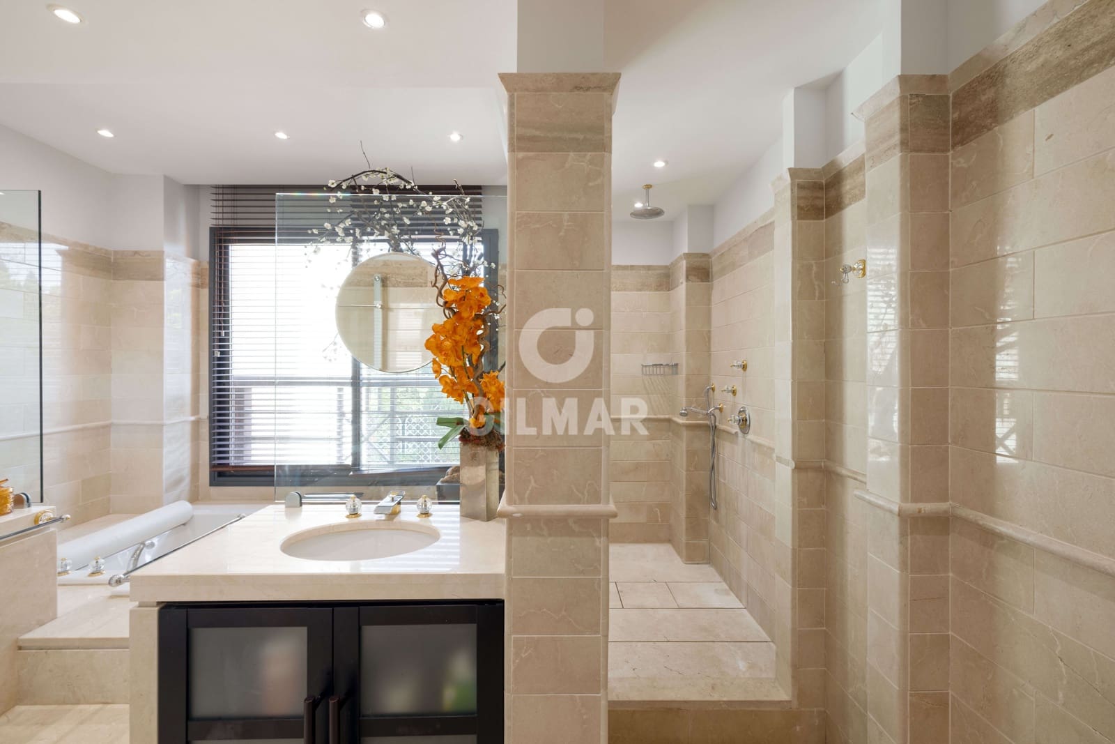 3 sypialnia Mieszkanie na sprzedaż w Puerto Banus z basenem garażem - 6 900 000 € (Ref: 9206058)