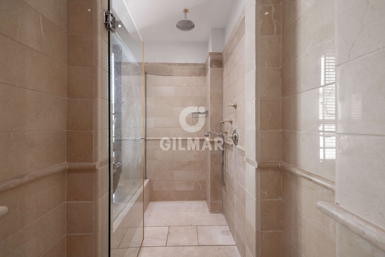 3 sypialnia Mieszkanie na sprzedaż w Puerto Banus z basenem garażem - 6 900 000 € (Ref: 9206058)