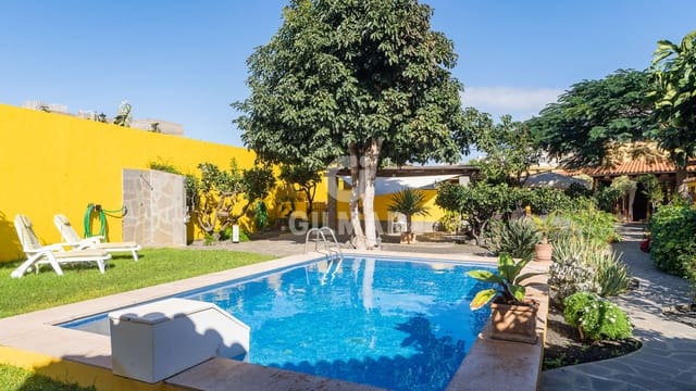 4 soveværelse Villa til salg i Gáldar med swimmingpool - € 480.000 (Ref: 9206064)