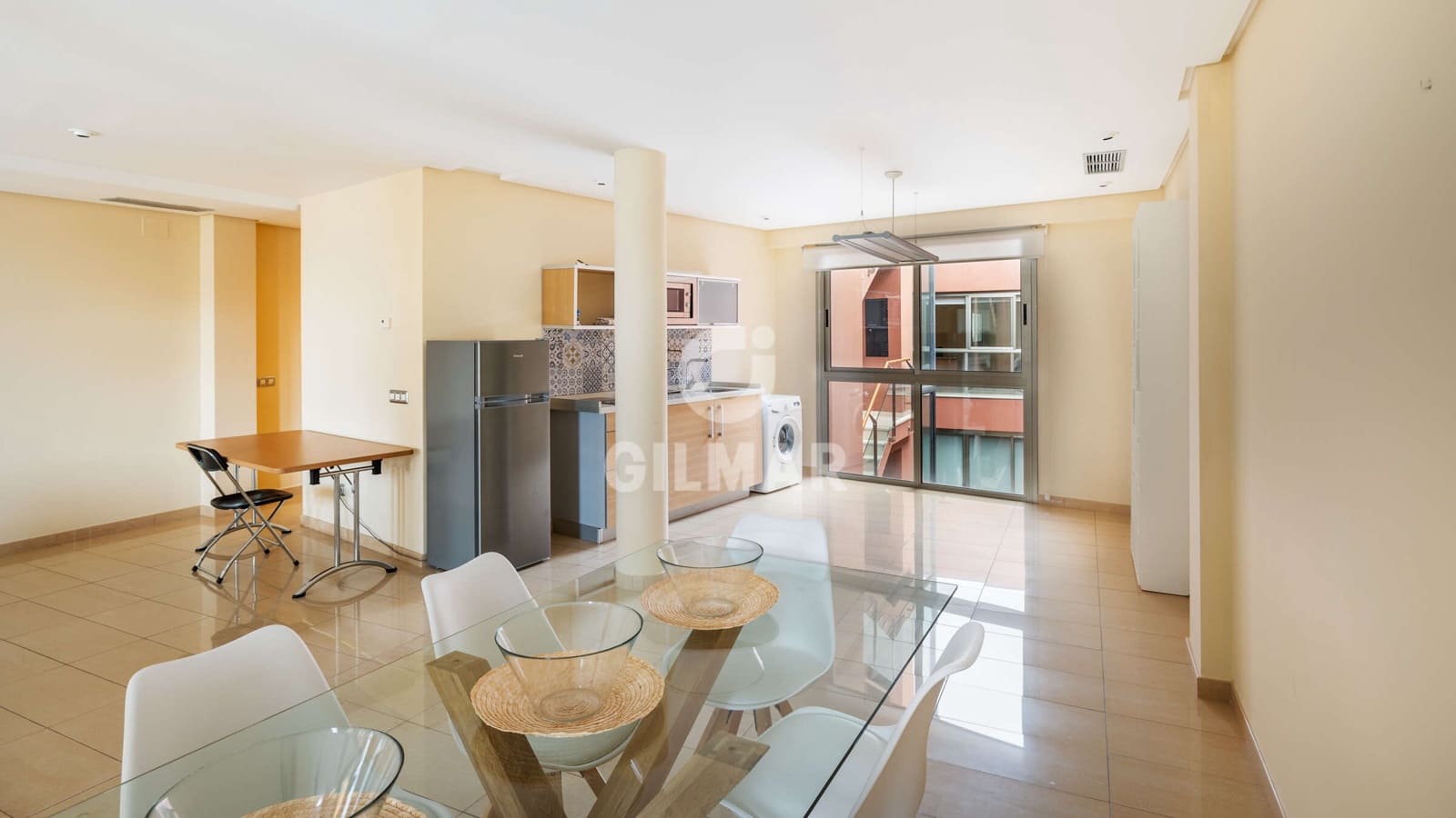 4 soveværelse Semi-Rækkehus til salg i Las Palmas de Gran Canaria med garage - € 1.100.000 (Ref: 9206070)