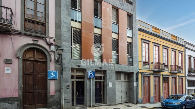 4 quarto Moradia Geminada para venda em Vegueta, Las Palmas de Gran Canaria com garagem - 1 100 000 € (Ref: 9206070)