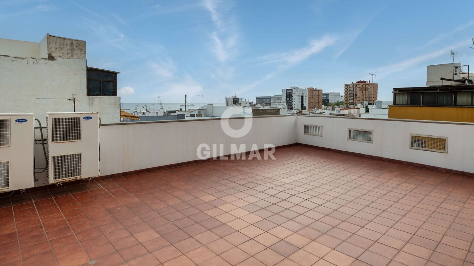 4 soveværelse Semi-Rækkehus til salg i Las Palmas de Gran Canaria med garage - € 1.100.000 (Ref: 9206070)