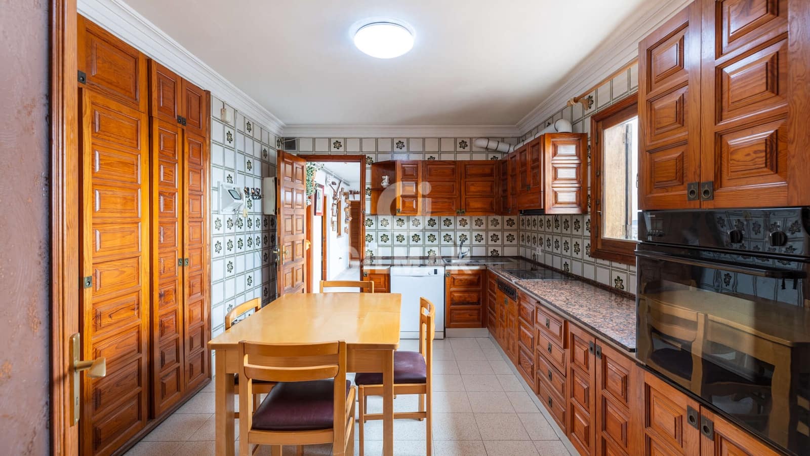 5 soverom Villa til salgs i Las Palmas de Gran Canaria - € 530 000 (Ref: 9206071)