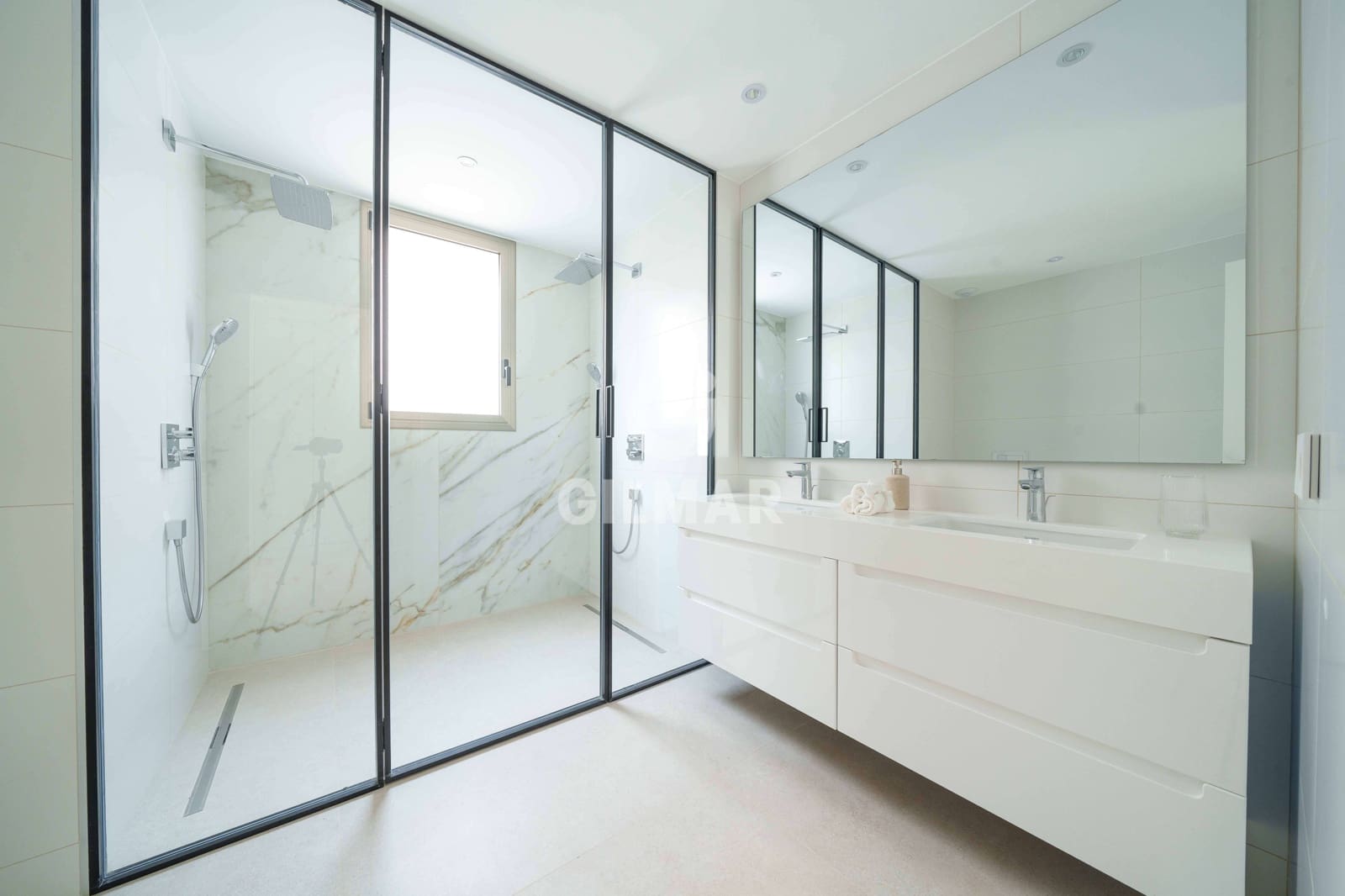 4 soveværelse Semi-Rækkehus til salg i Las Palmas de Gran Canaria med swimmingpool garage - € 998.000 (Ref: 9206072)