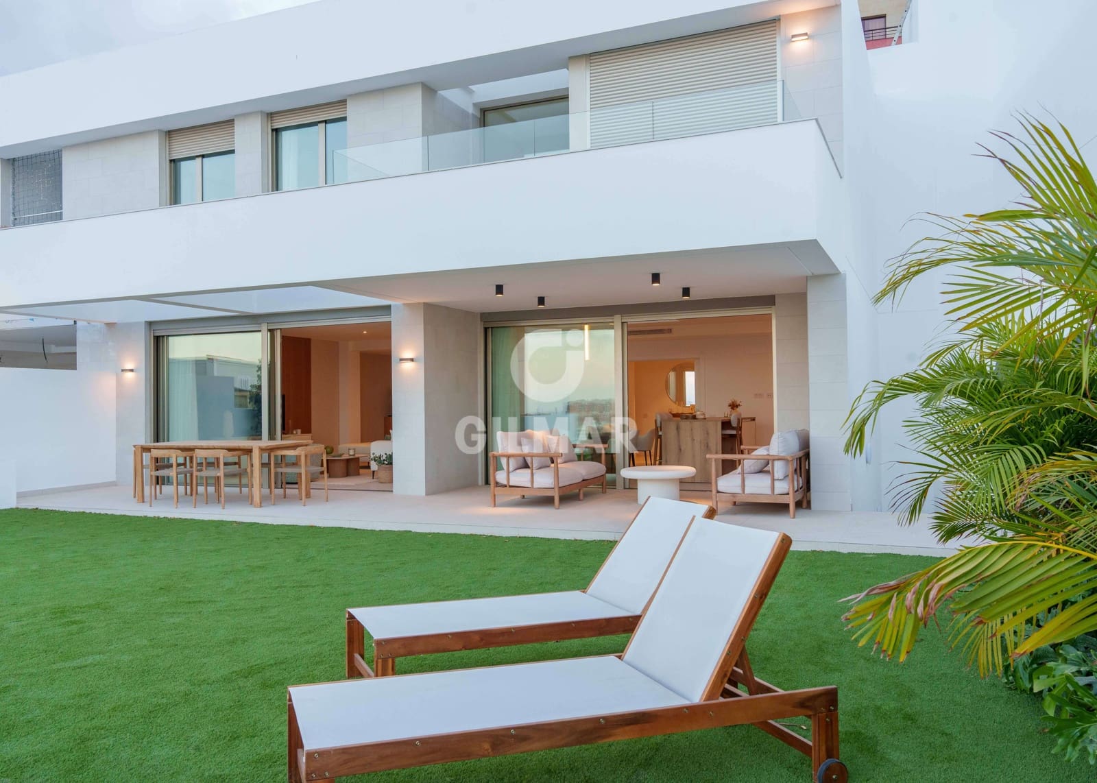 4 soveværelse Semi-Rækkehus til salg i Las Palmas de Gran Canaria med swimmingpool garage - € 998.000 (Ref: 9206072)