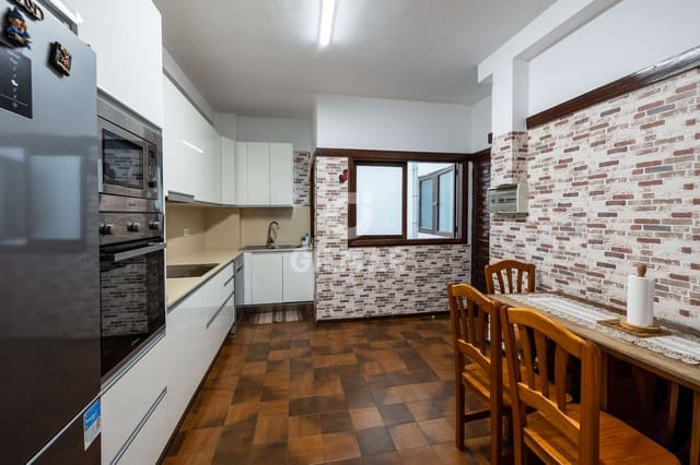 4 soverom Leilighet til salgs i Santa Catalina - Canteras, Las Palmas de Gran Canaria med garasje - € 438 000 (Ref: 9206073)