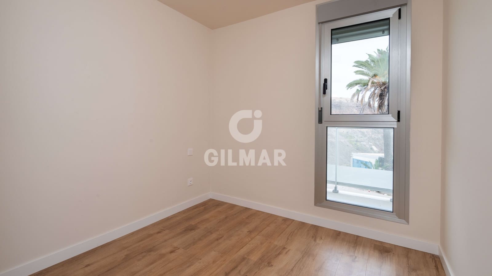 3 slaapkamer Flat te koop in Las Palmas de Gran Canaria met garage - € 408.000 (Ref: 9206075)
