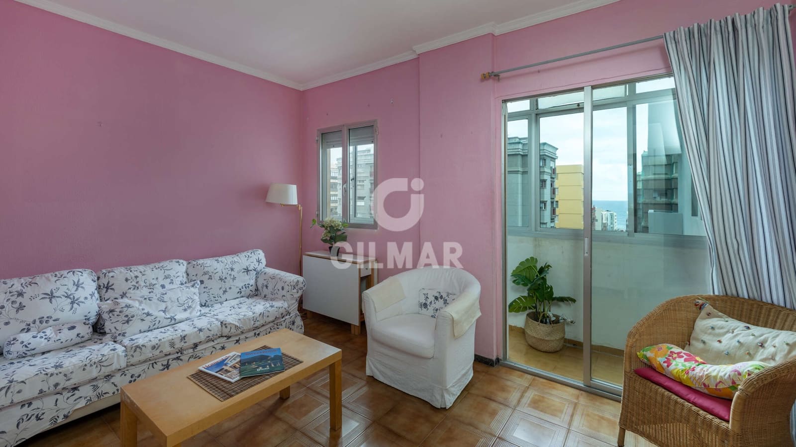 3 bedroom Flat for sale in Las Palmas de Gran Canaria - € 299,000 (Ref: 9206077)