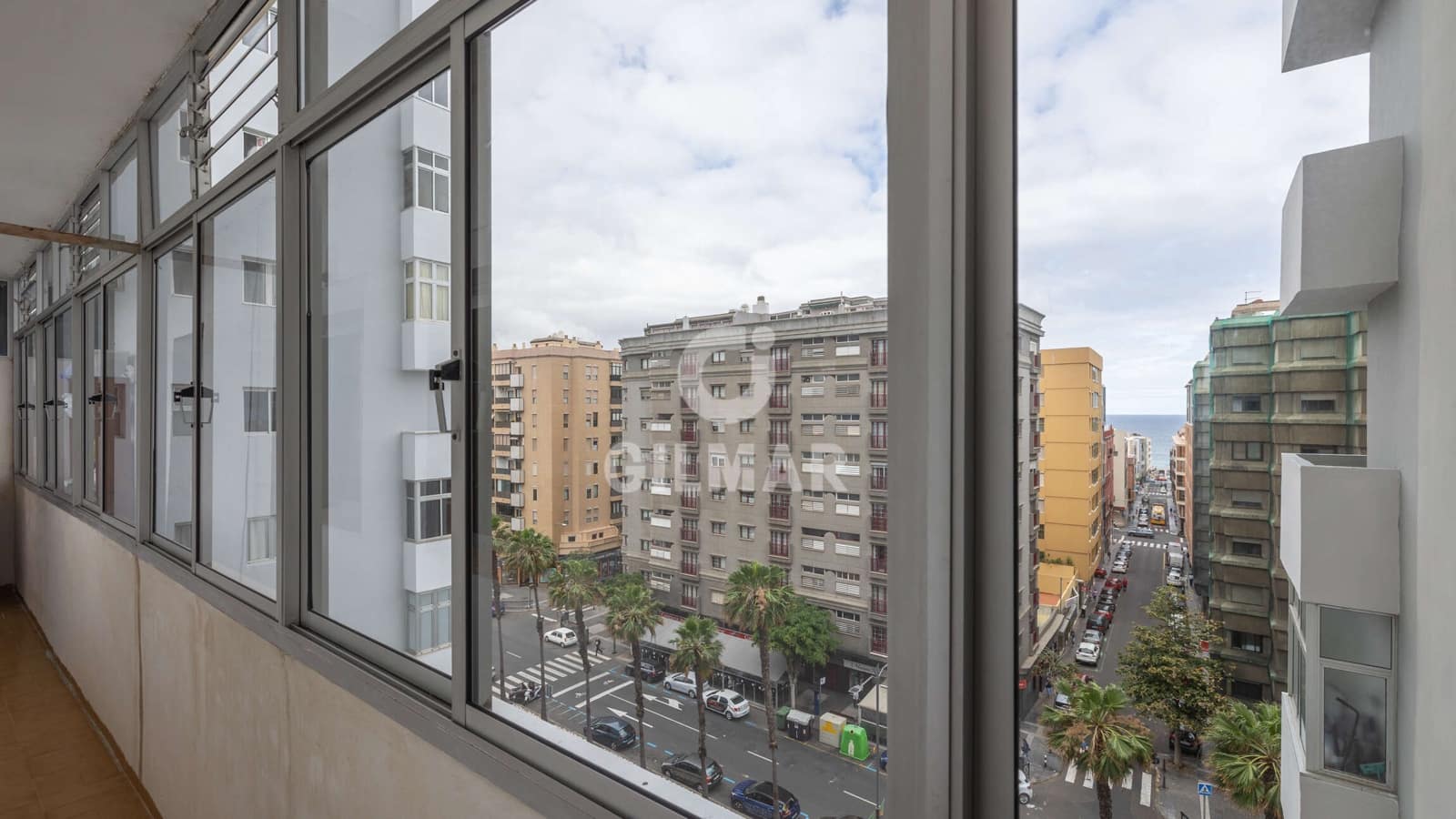3 bedroom Flat for sale in Las Palmas de Gran Canaria - € 299,000 (Ref: 9206077)