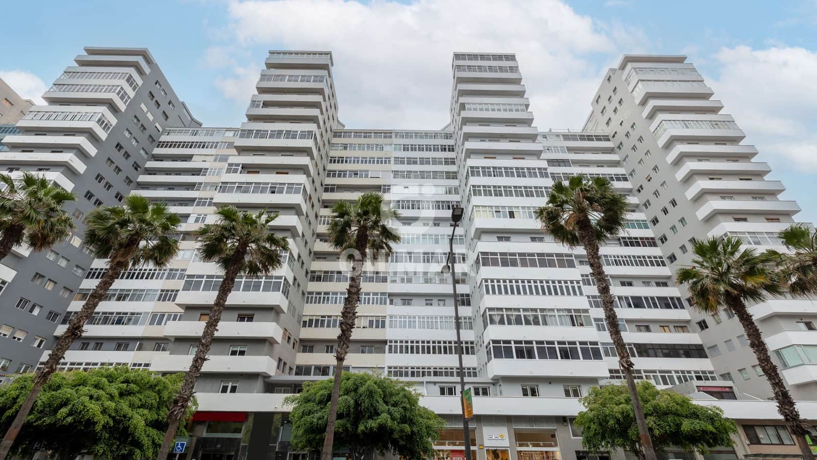 3 bedroom Flat for sale in Las Palmas de Gran Canaria - € 299,000 (Ref: 9206077)