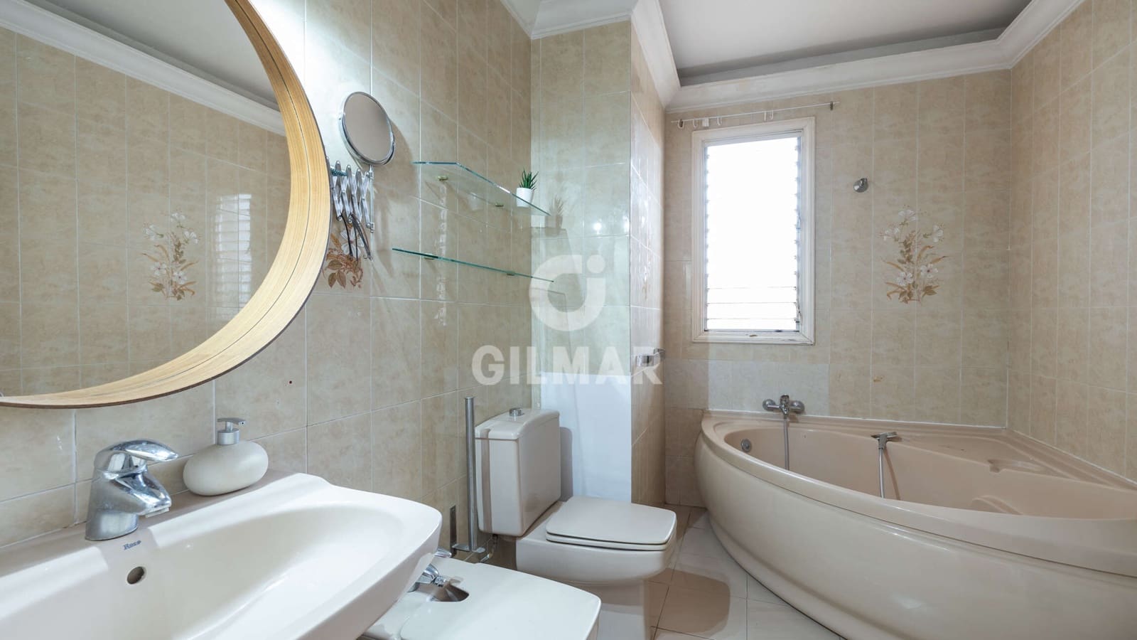 3 bedroom Flat for sale in Las Palmas de Gran Canaria - € 299,000 (Ref: 9206077)