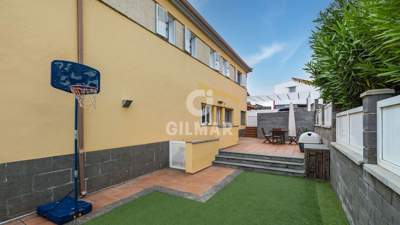 5 soveværelse Villa til salg i La Atalaya med garage - € 558.000 (Ref: 9206078)
