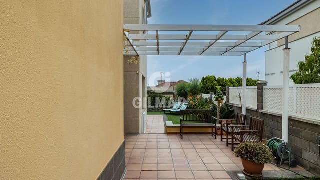 Chalet de 5 habitaciones en La Atalaya, Santa Brígida en venta con garaje - 558.000 € (Ref: 9206078)