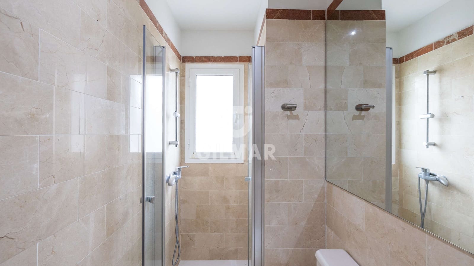 5 soveværelse Villa til salg i La Atalaya med garage - € 558.000 (Ref: 9206078)