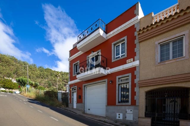 4 slaapkamer Halfvrijstaande villa te koop in Teror - € 285.000 (Ref: 9206081)