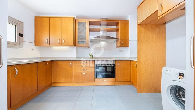 2 makuuhuone Asunto myytävänä paikassa Triana, Las Palmas de Gran Canaria mukana 
autotalli - 330 000 € (Ref: 9206083)