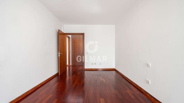 2 makuuhuone Asunto myytävänä paikassa Triana, Las Palmas de Gran Canaria mukana 
autotalli - 330 000 € (Ref: 9206083)