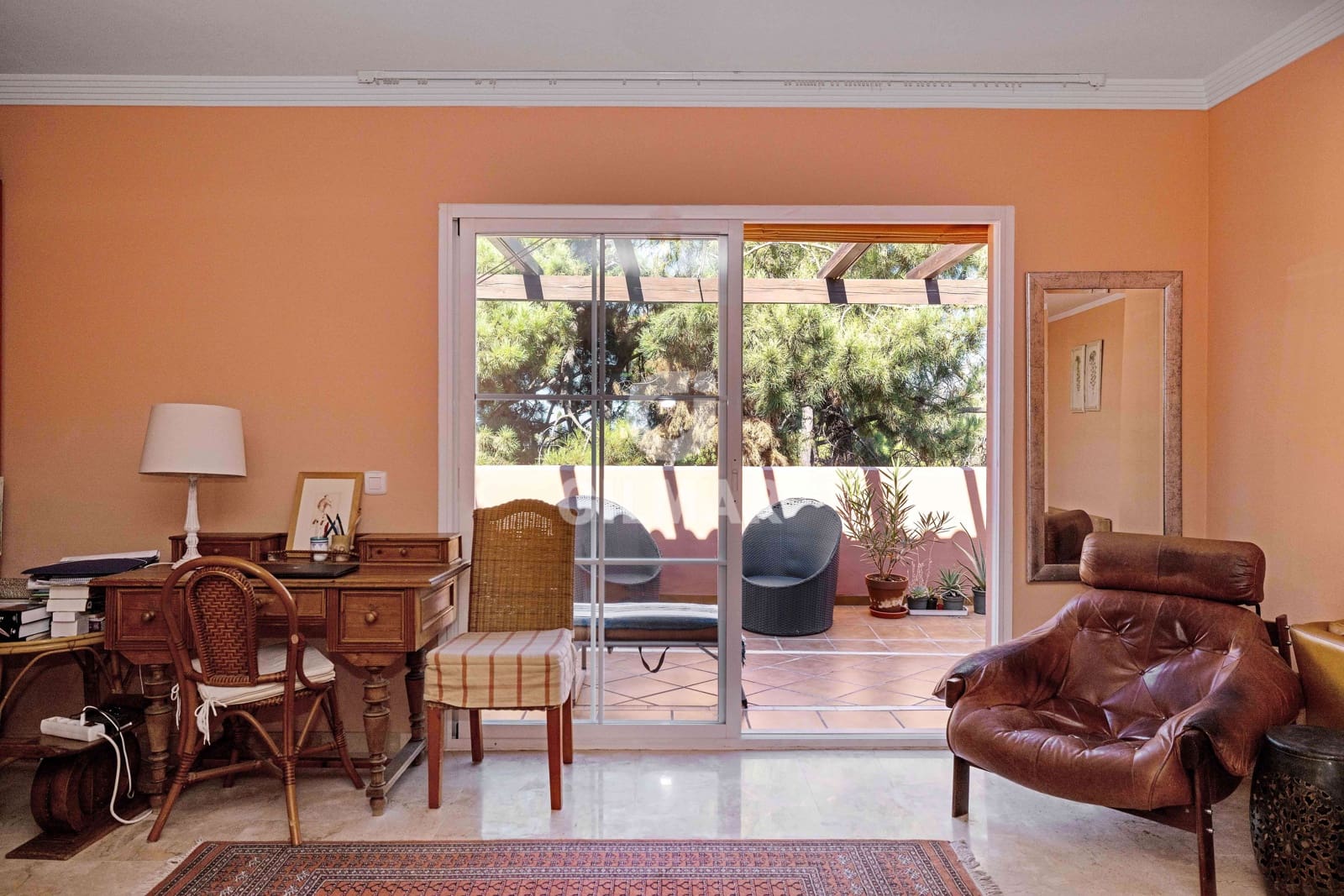 2 sypialnia Penthouse na sprzedaż w Elviria z basenem garażem - 495 000 € (Ref: 9206087)