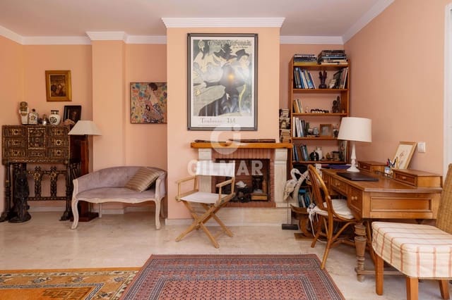 2 bedroom Penthouse for sale in Elviria, Marbella with pool garage - € 495,000 (Ref: 9206087)