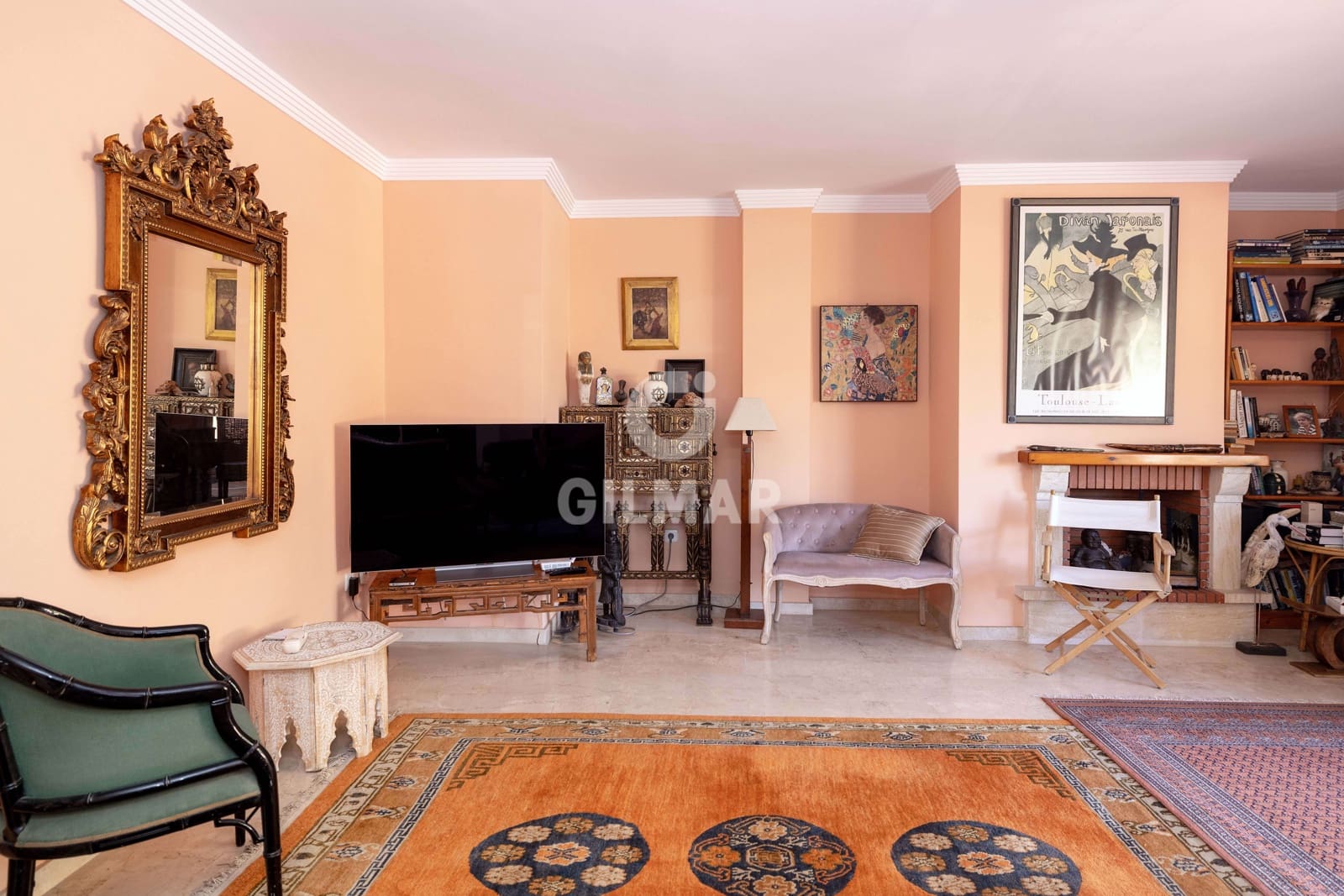 2 sypialnia Penthouse na sprzedaż w Elviria z basenem garażem - 495 000 € (Ref: 9206087)