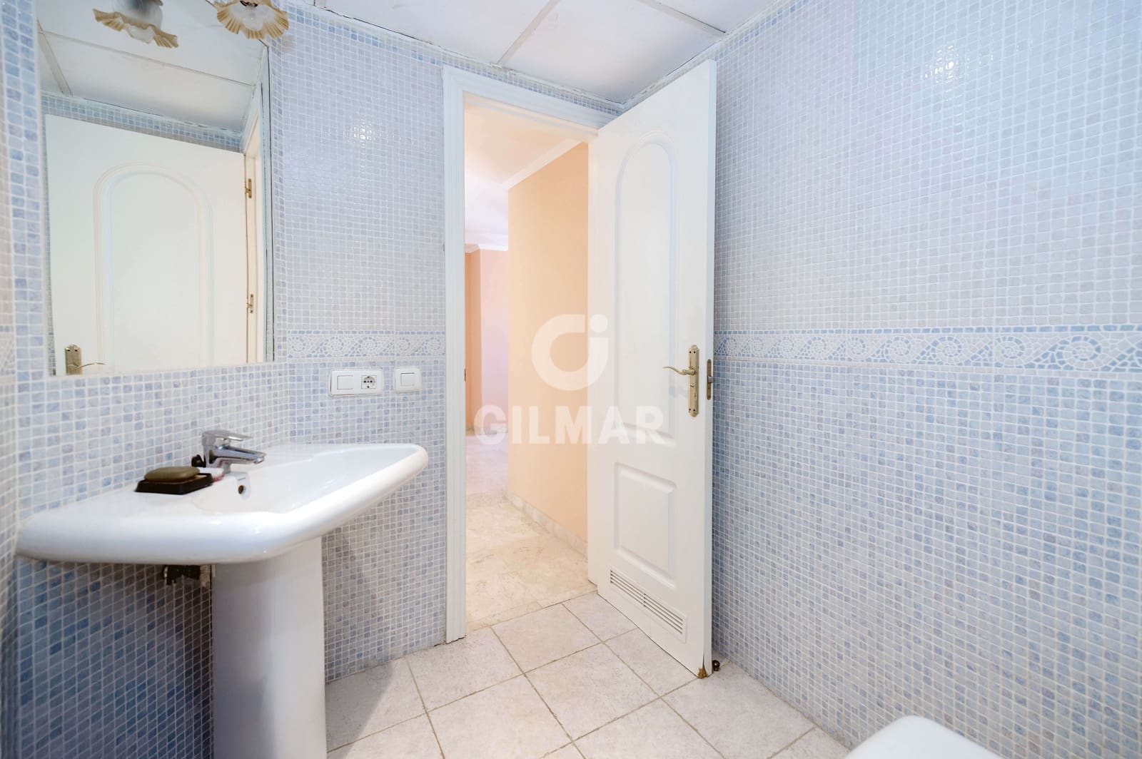 2 sypialnia Penthouse na sprzedaż w Elviria z basenem garażem - 495 000 € (Ref: 9206087)