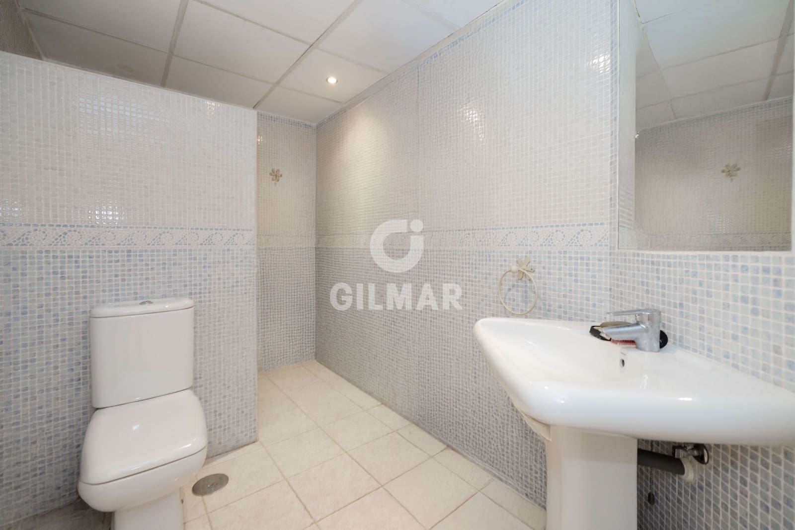 2 sypialnia Penthouse na sprzedaż w Elviria z basenem garażem - 495 000 € (Ref: 9206087)