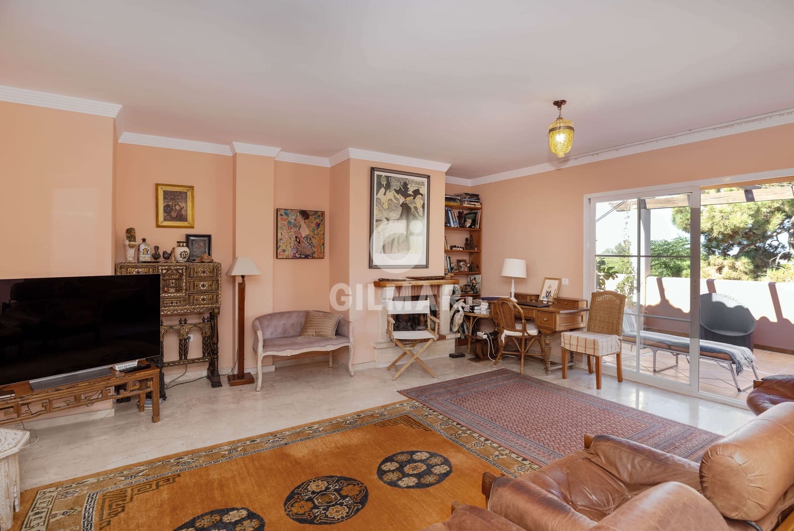 2 sypialnia Penthouse na sprzedaż w Elviria z basenem garażem - 495 000 € (Ref: 9206087)