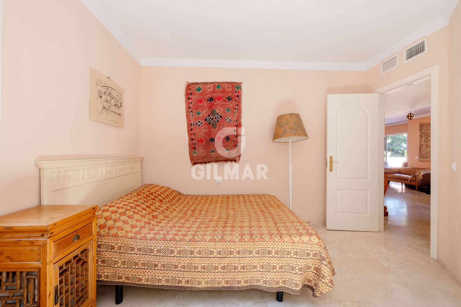 2 sypialnia Penthouse na sprzedaż w Elviria z basenem garażem - 495 000 € (Ref: 9206087)