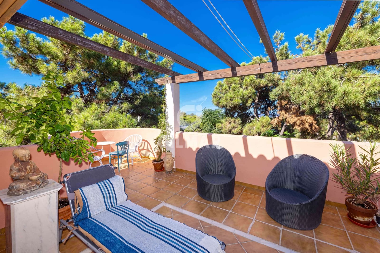 2 sypialnia Penthouse na sprzedaż w Elviria z basenem garażem - 495 000 € (Ref: 9206087)