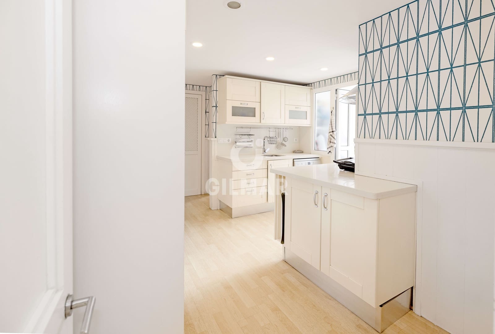 4 slaapkamer Flat te koop in Sevilla stad met zwembad garage - € 1.200.000 (Ref: 9207388)