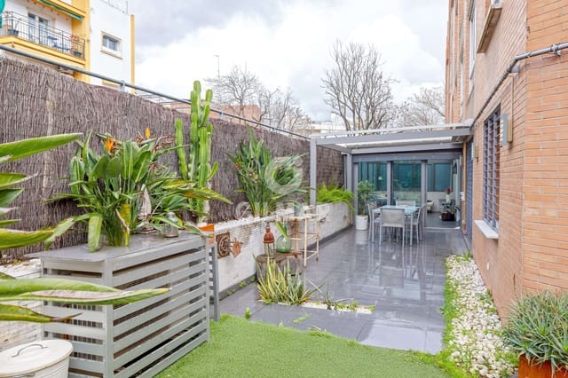 4 sypialnia Mieszkanie na sprzedaż w El Porvenir, Miasto Sewilla z basenem garażem - 1 200 000 € (Ref: 9207388)