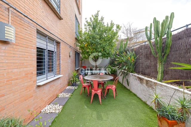 4 sypialnia Mieszkanie na sprzedaż w El Porvenir, Miasto Sewilla z basenem garażem - 1 200 000 € (Ref: 9207388)