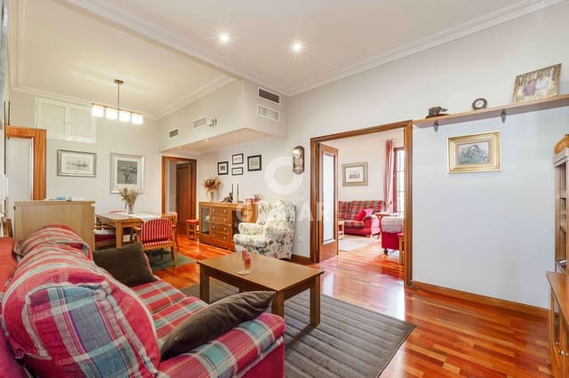 4 bedroom Flat for sale in Triana Este, Seville city - € 689,000 (Ref: 9207390)